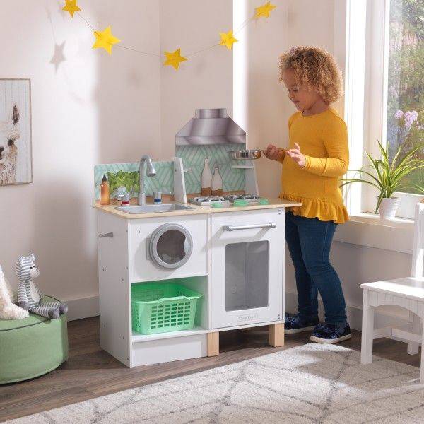 Drewniana kuchnia dla dzieci z pralką Whisk & Wash KidKraft